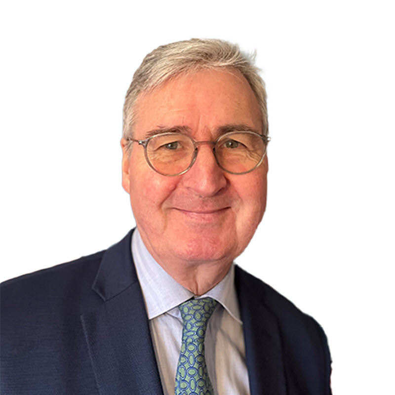 Photo of Angus Roberts